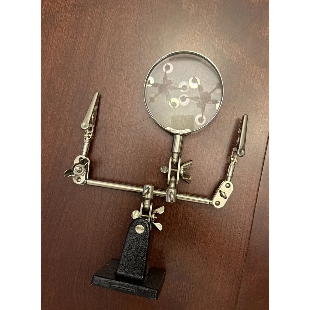 Vintage Magnifying Glass Stand